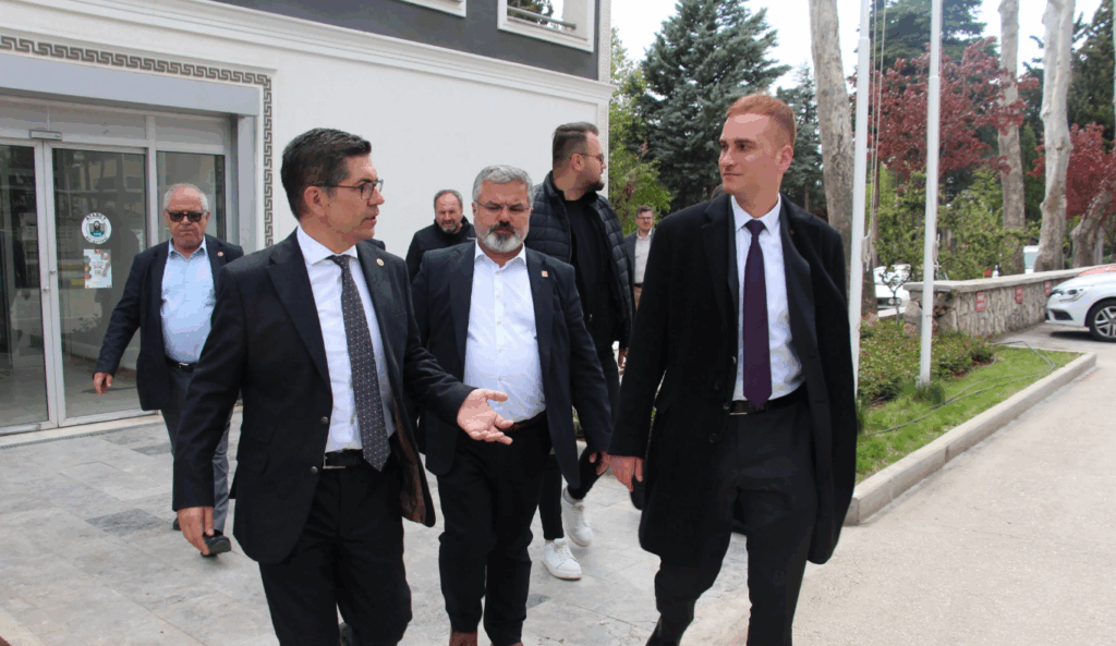 CHP tam kadro Atabey’de